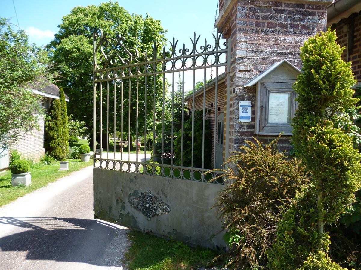 Bed and Breakfast Domaine De La Creuse Moussey  Exterior foto